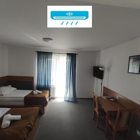 ApartHotel Arkadia Plock Bagian luar foto