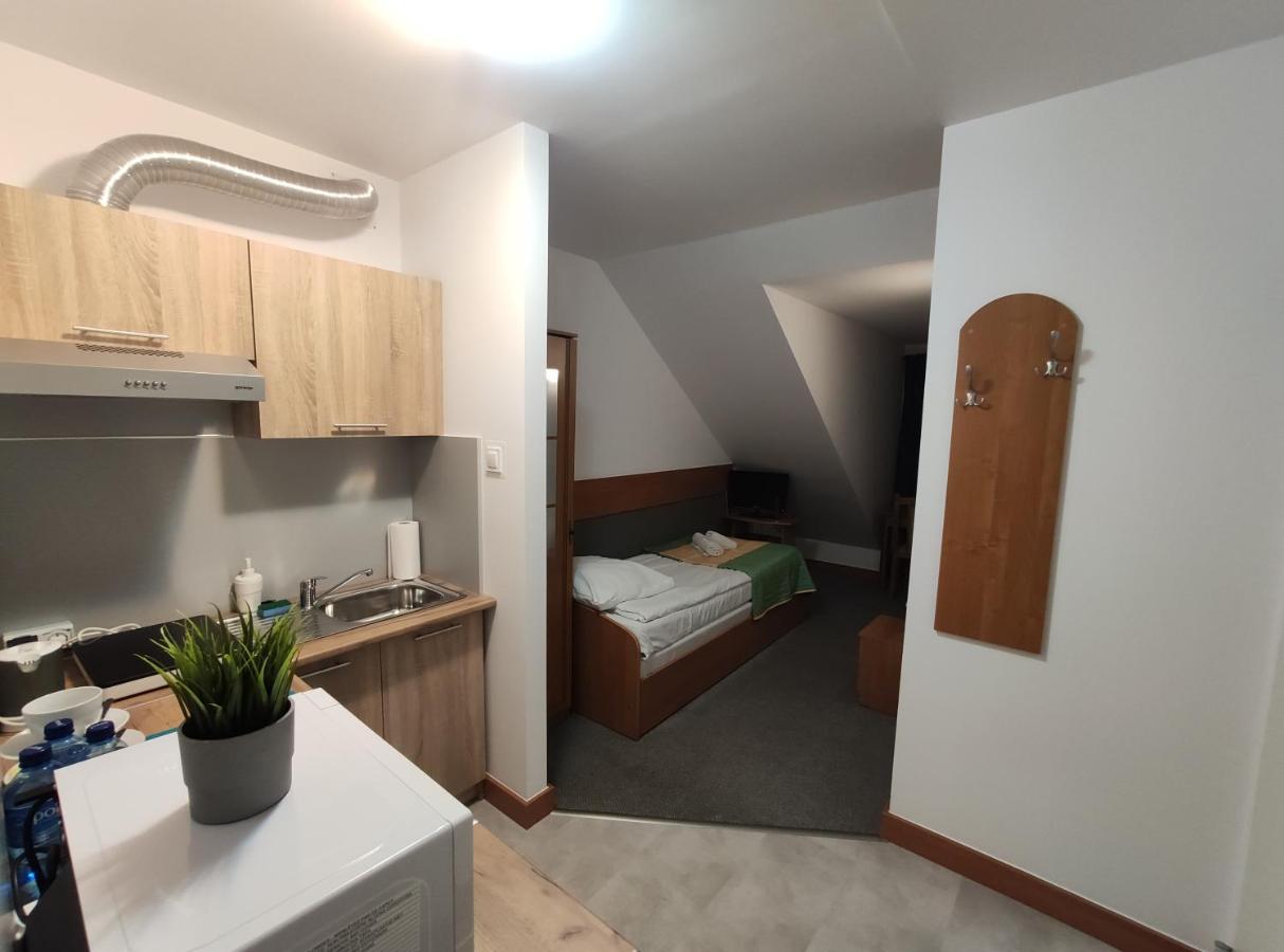 ApartHotel Arkadia Plock Bagian luar foto
